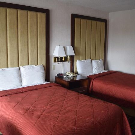 Landmark Inn Гартсвіл Екстер'єр фото